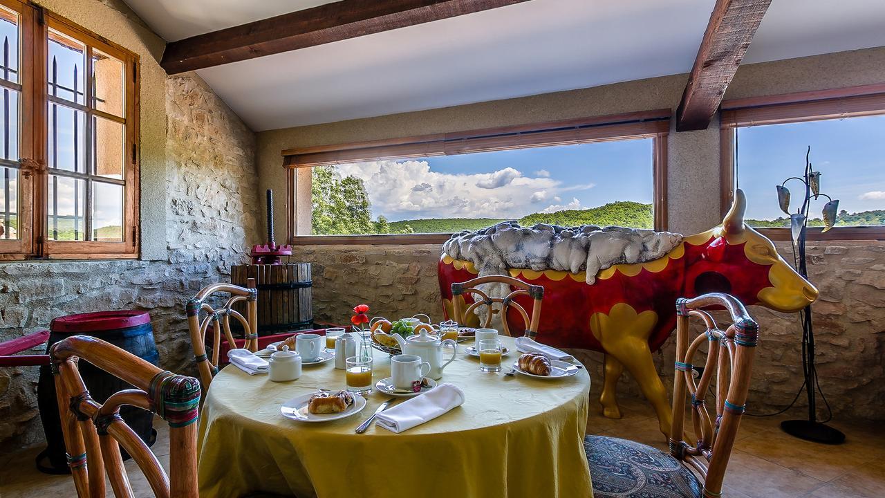Bed and Breakfast La Tour D'Enguernes Montmeyan Zewnętrze zdjęcie
